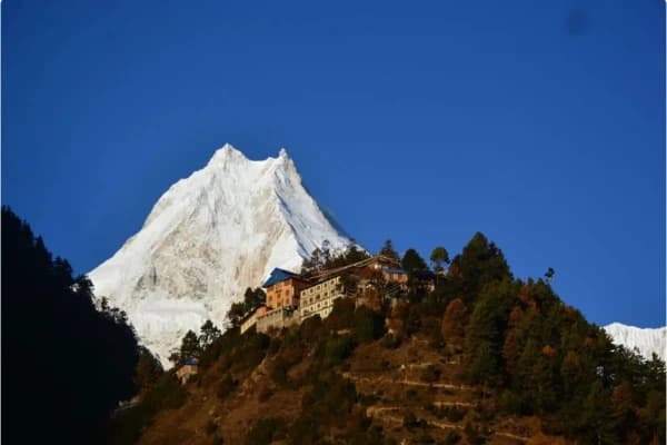 manaslu-trek