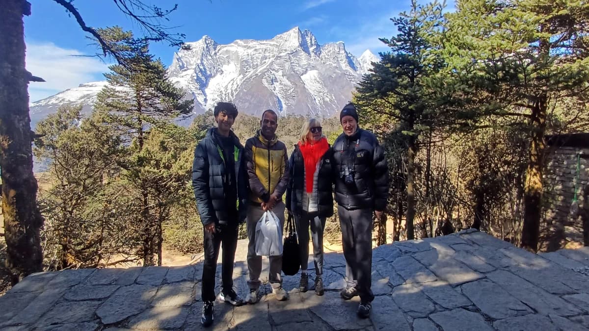 Everest Base Camp Luxury Tour Without Trekking - 6 Days