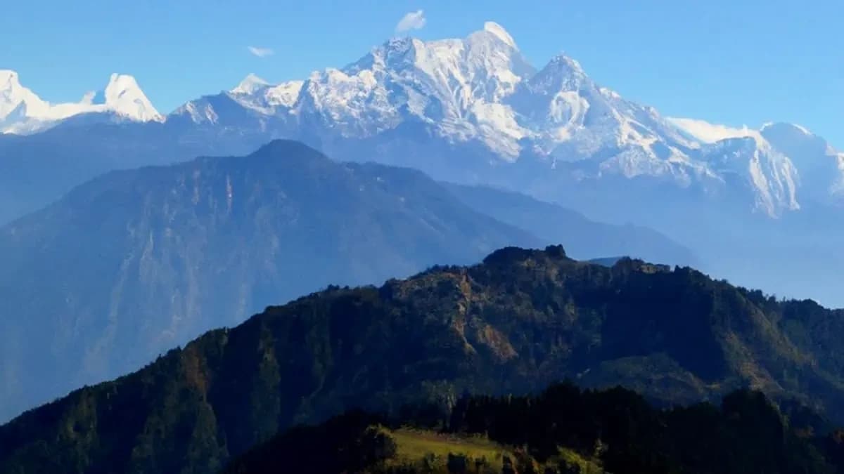 1 Day Phulchowki Hike – Best Family Day Hiking Near Kathmandu