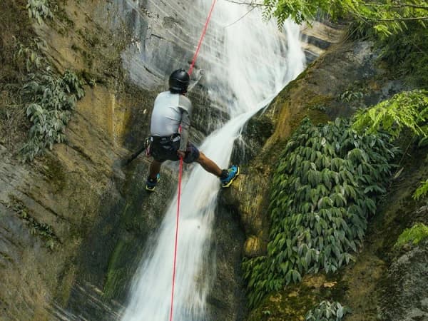 Canyoning
