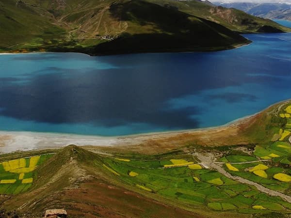 Yamdrok Lake 1
